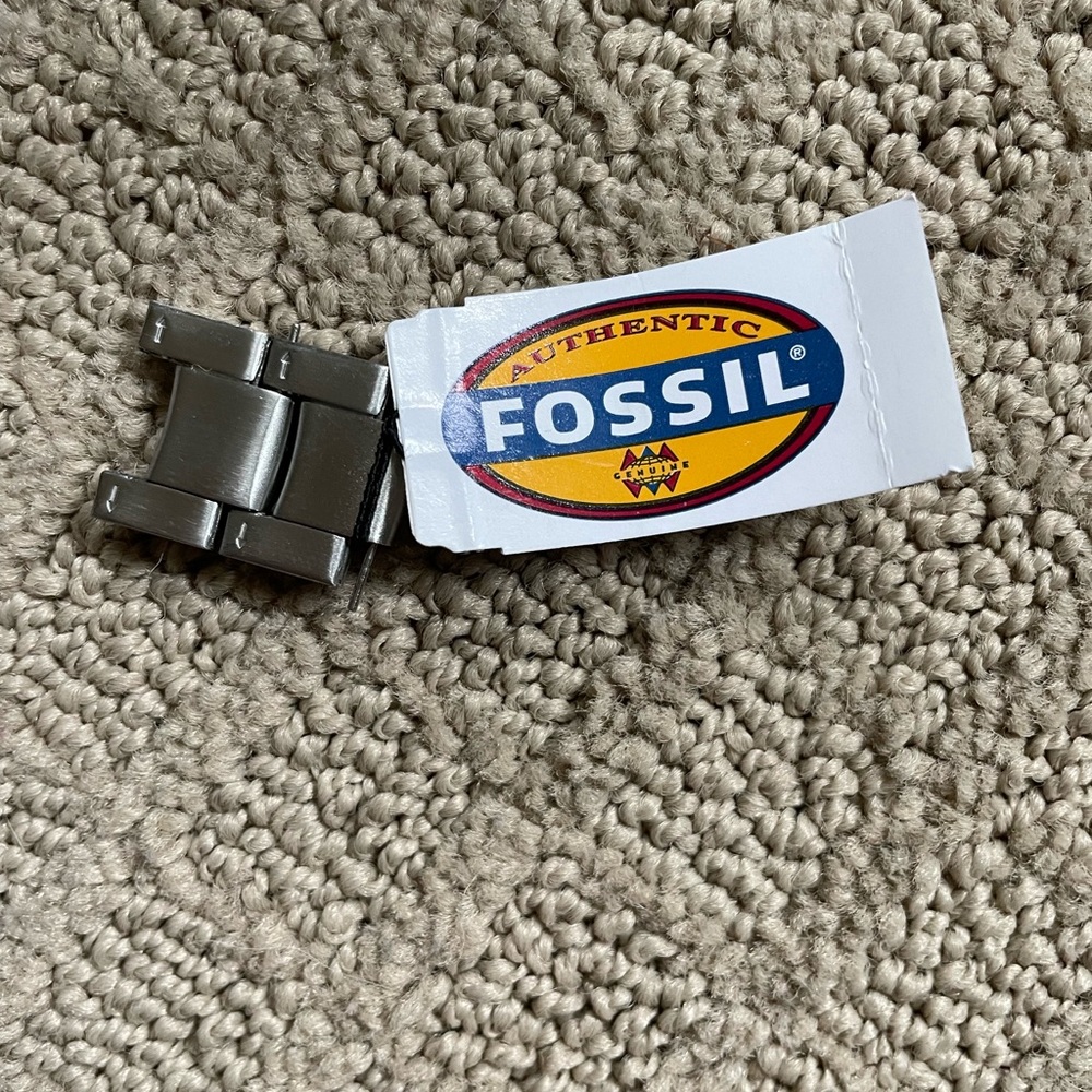 MEN’S FOSSIL WATCH - Picture 4 of 6